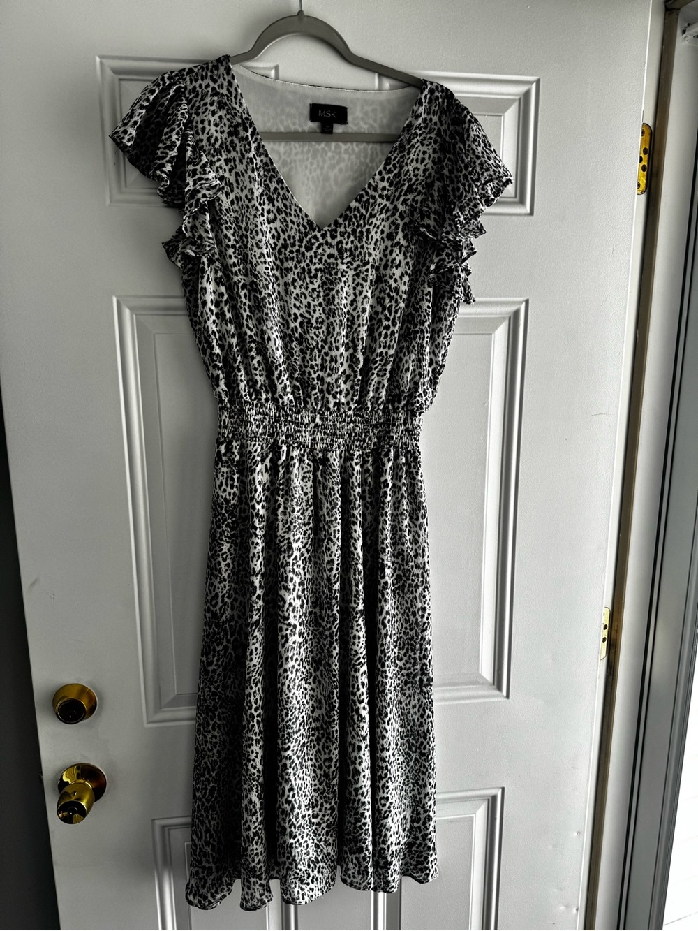 MSK Black and White Leopard Print Midi Dress with Flutter Sleeves
